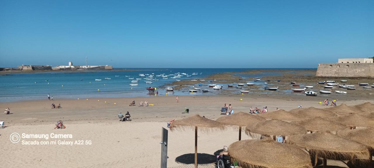 Piso Playa La Caleta Apartment Cadiz Bagian luar foto