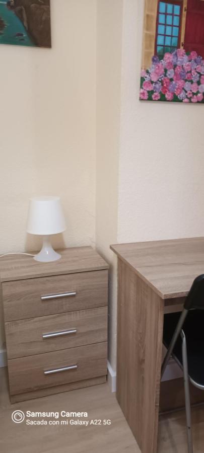 Piso Playa La Caleta Apartment Cadiz Bagian luar foto